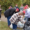 29 сентября сотрудники Минского городского комитета природных ресурсов и охраны окружающей среды приняли участие в мероприятии по уборке мусора «Мы заботимся»